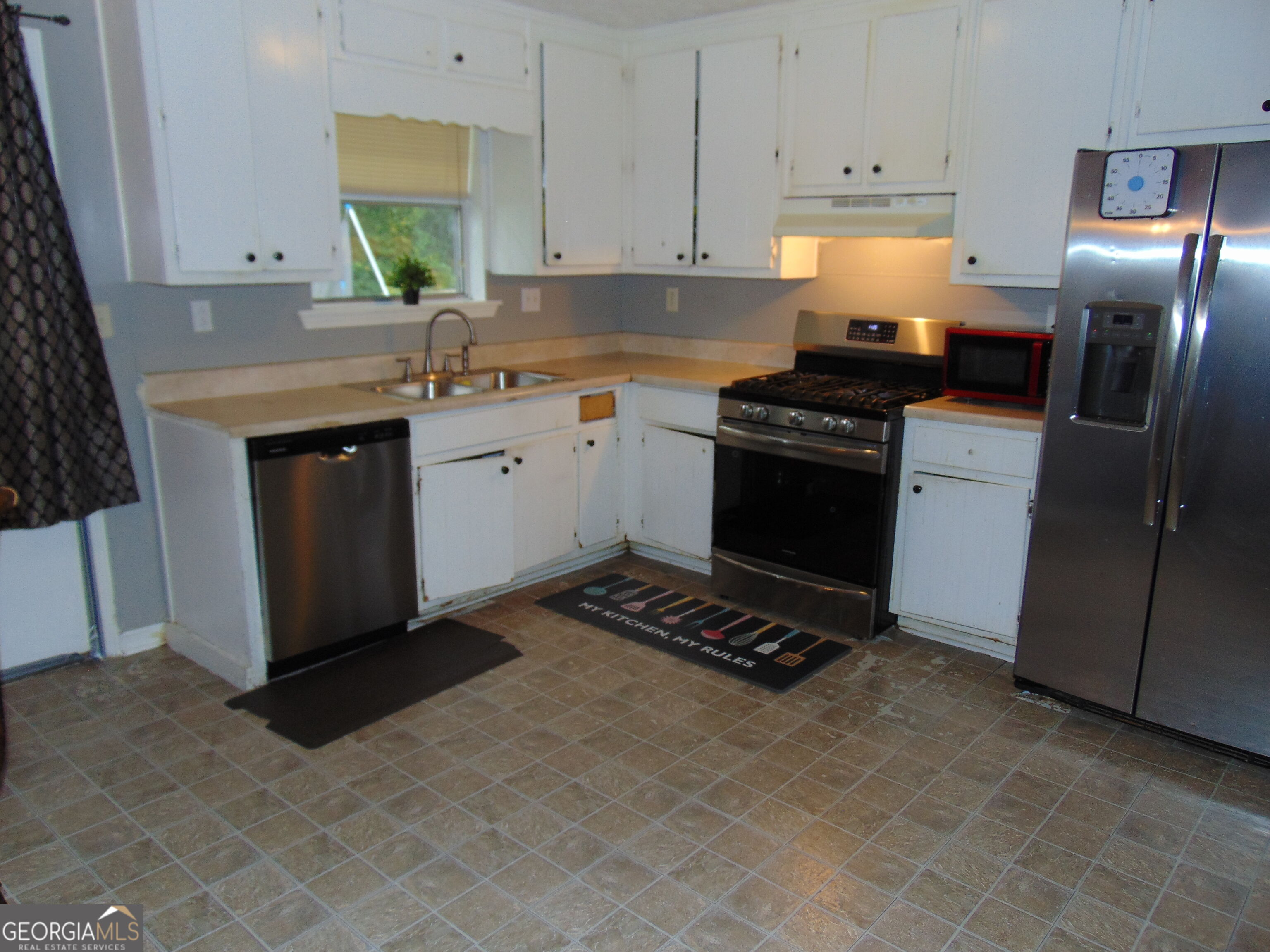 1187 Mannbrook Drive Property Photo 3