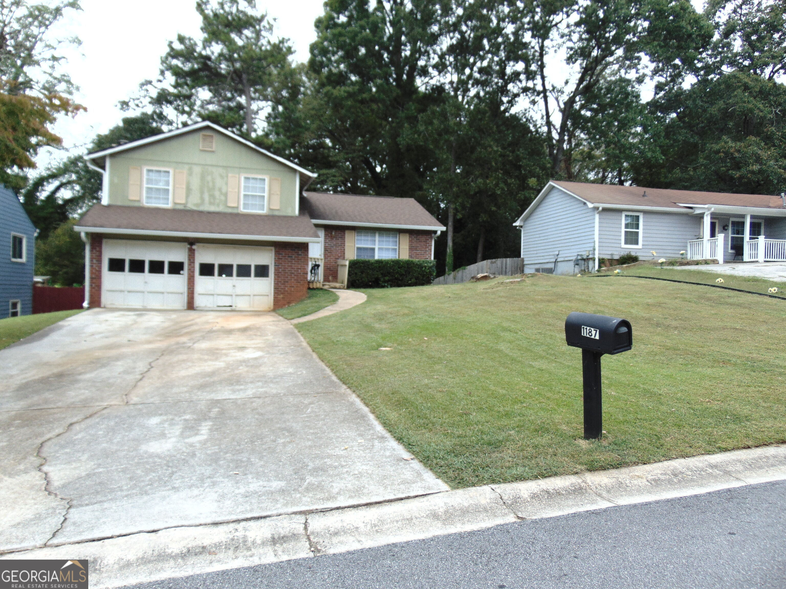 1187 Mannbrook Drive Property Photo 13