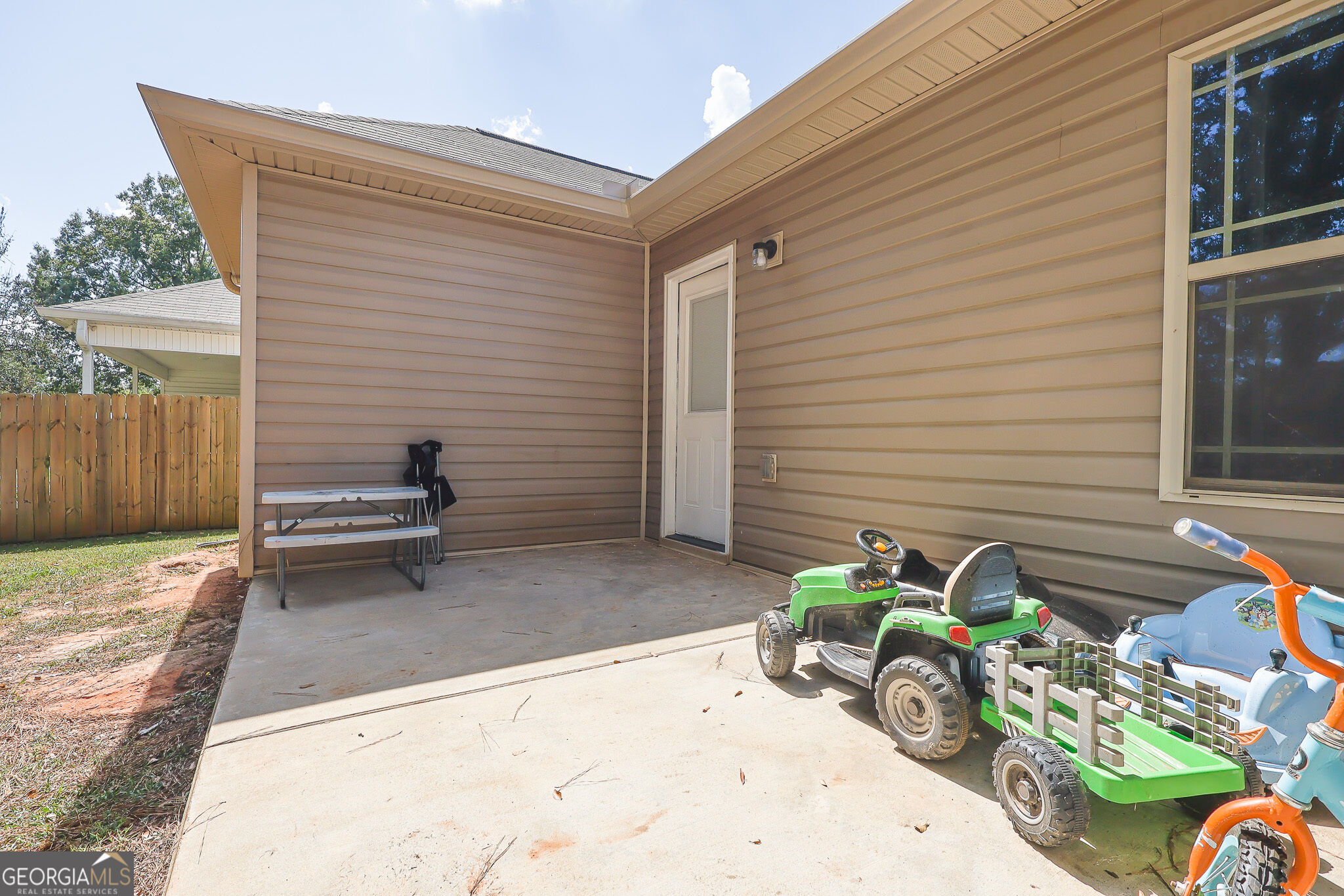 108 Hughes Drive Property Photo 16