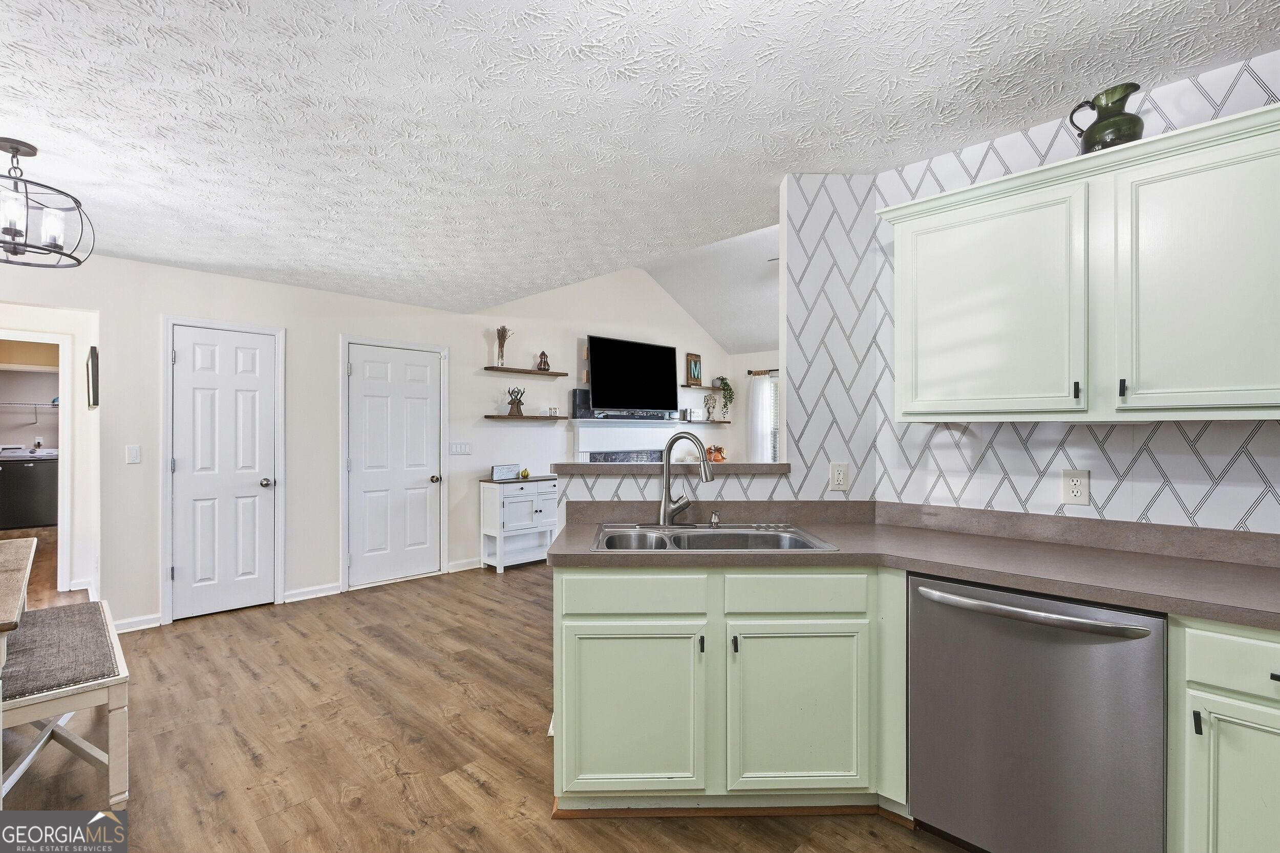 184 Nantucket Drive Property Photo 16