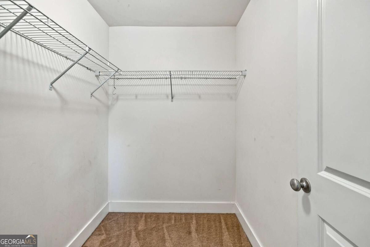 947 Halletts Peak Place Property Photo 33