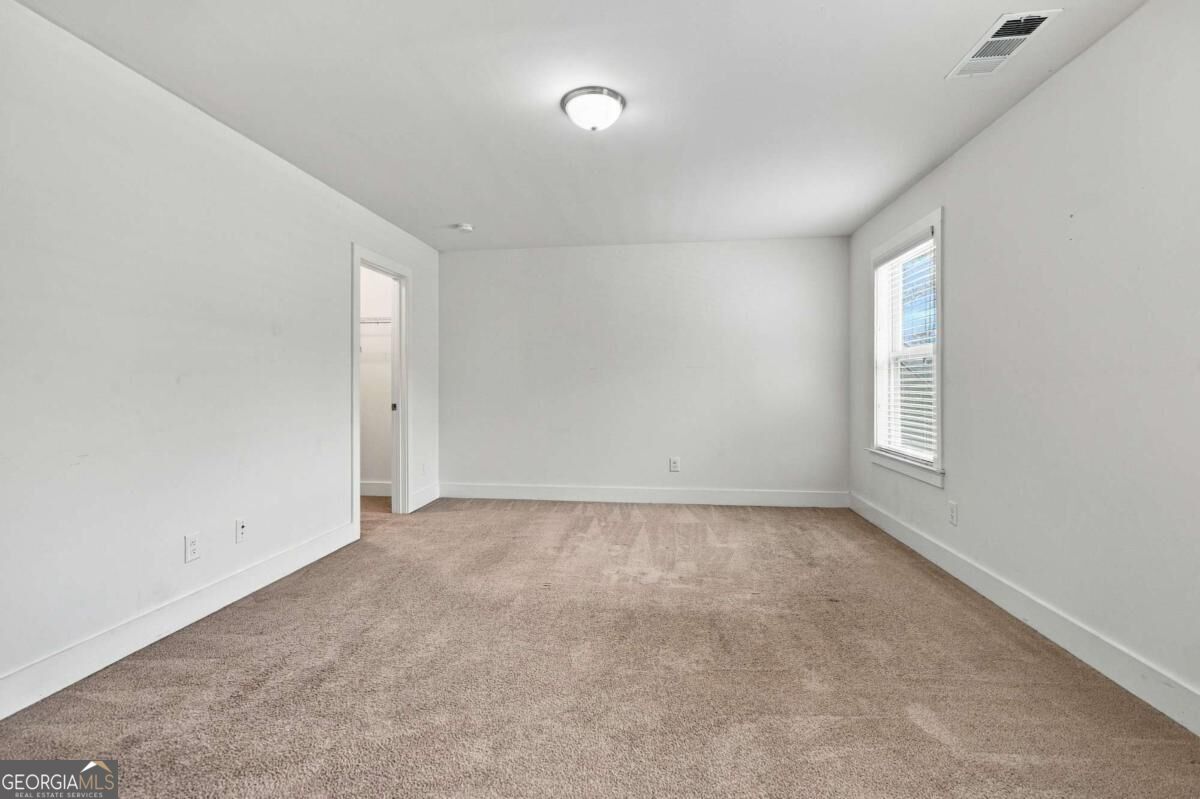 947 Halletts Peak Place Property Photo 34