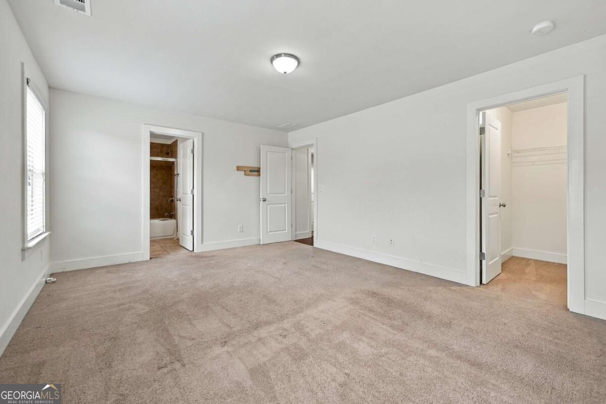 947 Halletts Peak Place Property Photo 35