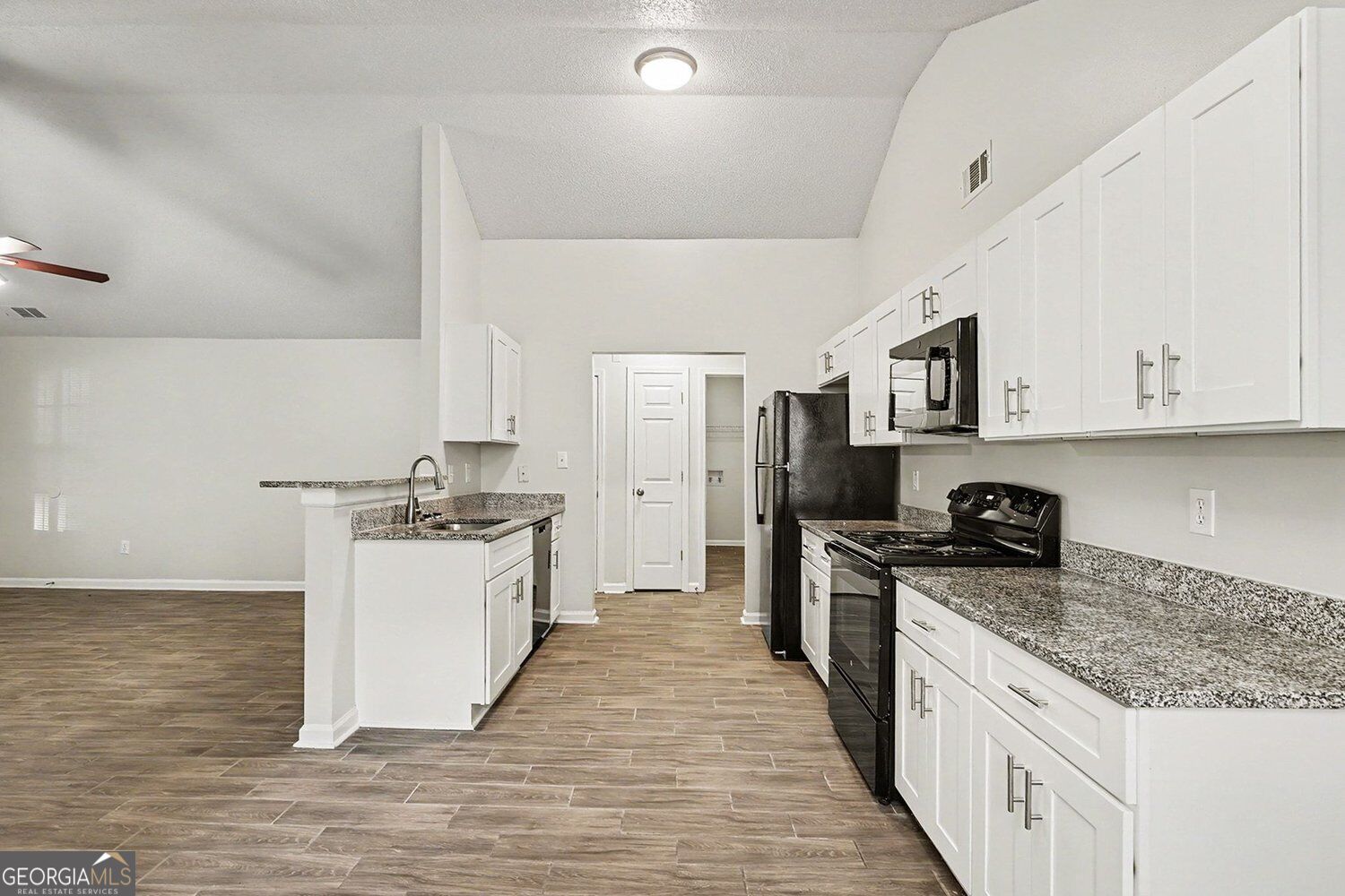 6934 Red Bone Way Property Photo 6