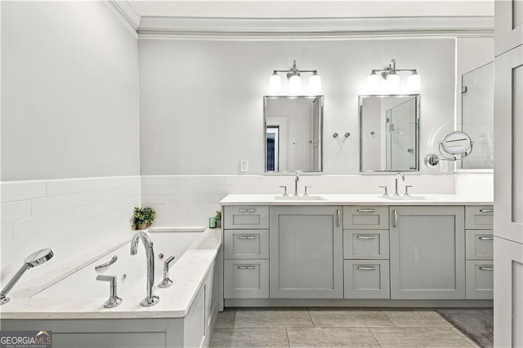 77 Peachtree Place Ne # 605 Property Photo 18