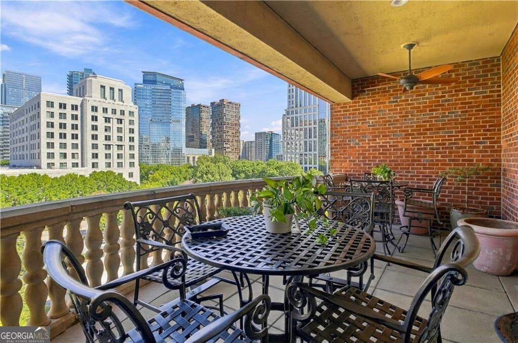 77 Peachtree Place Ne # 605 Property Photo 45