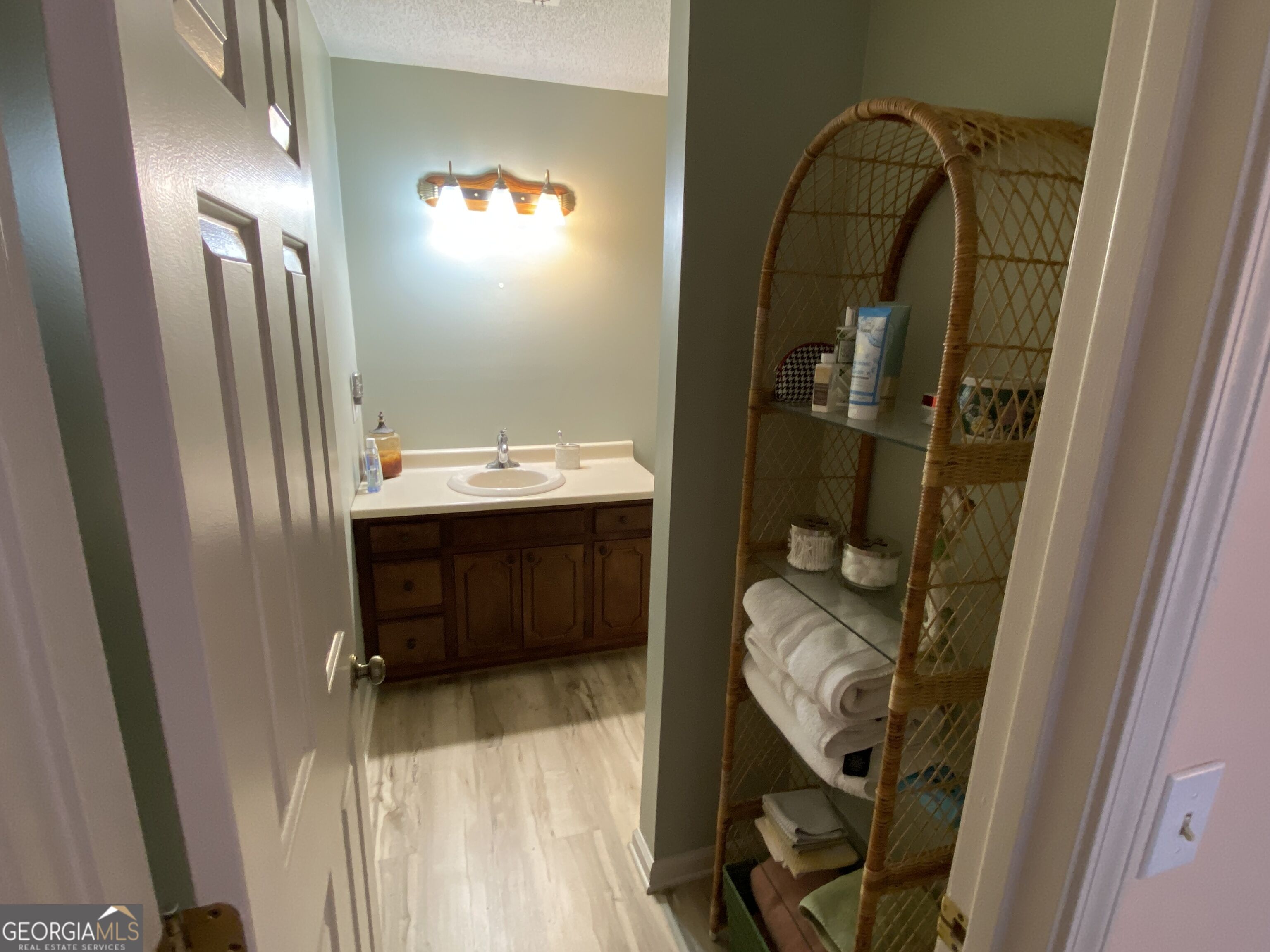 20 Mill Street Unit 6 Property Photo 15