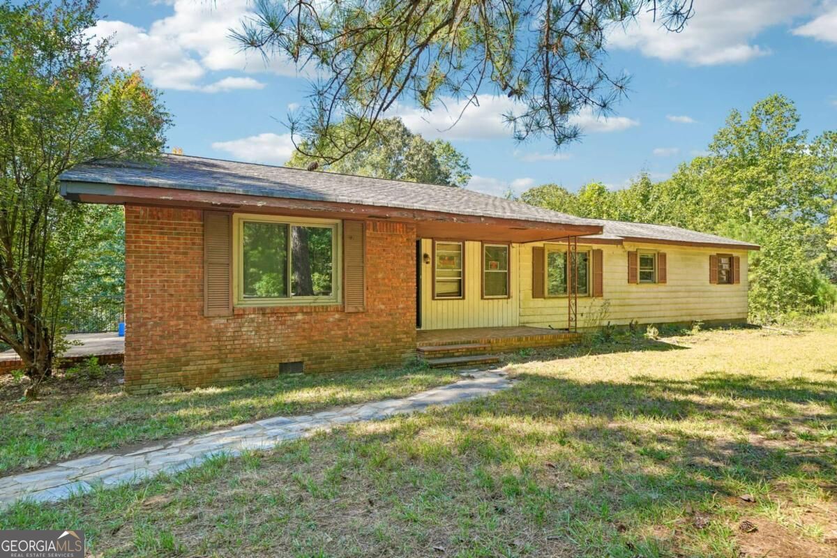 5741 Liberty Road Property Photo 3