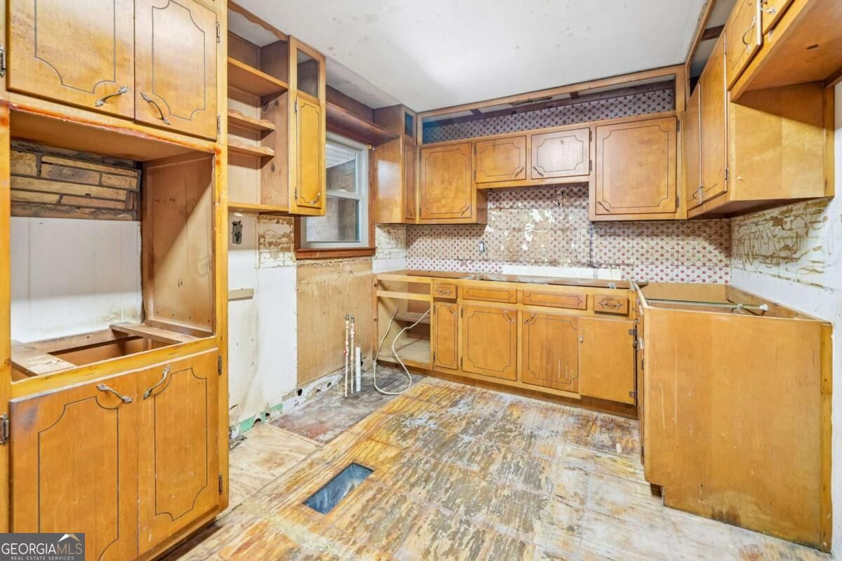 5741 Liberty Road Property Photo 7