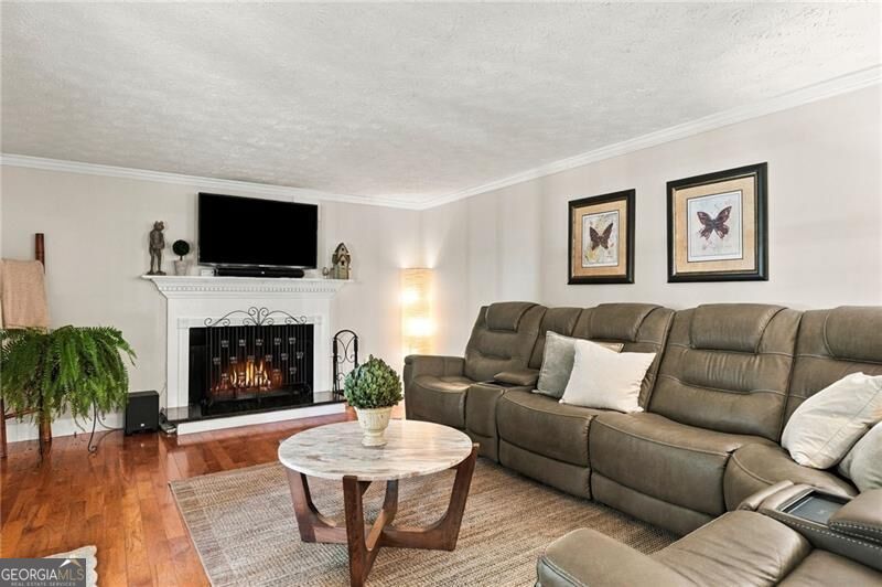 345 High Meadow Drive Property Photo 14