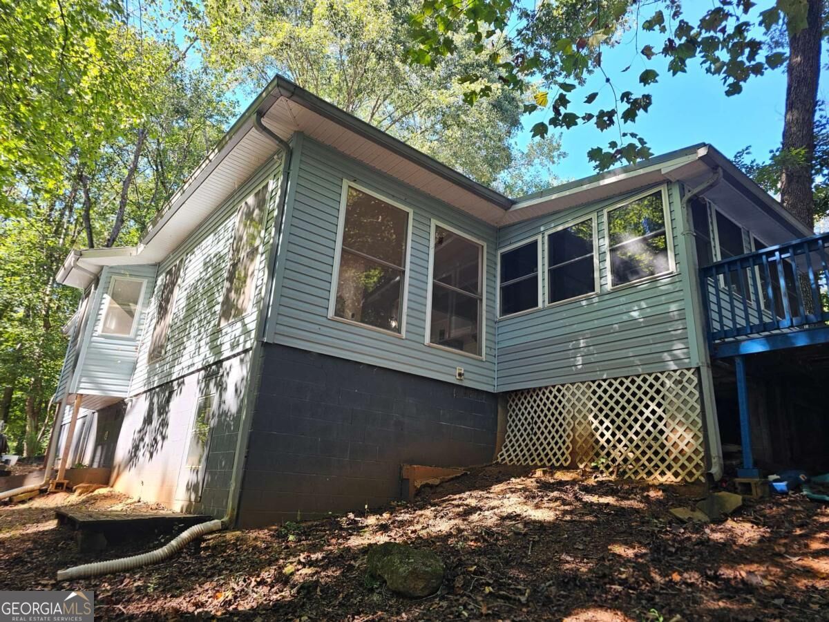 290 Emerald Drive Property Photo 6