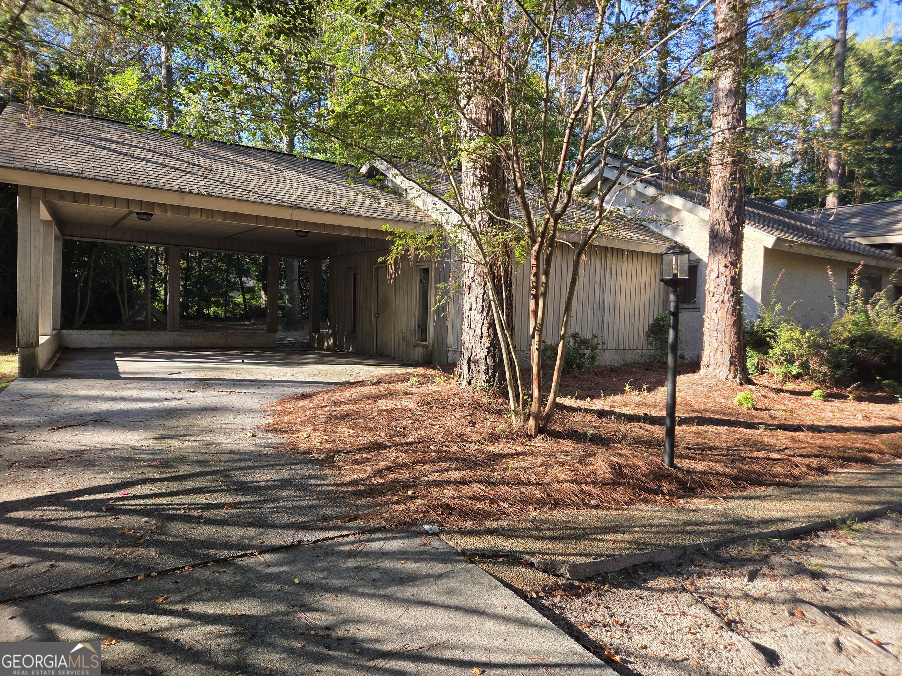 112 Greenbriar Trail Property Photo 2