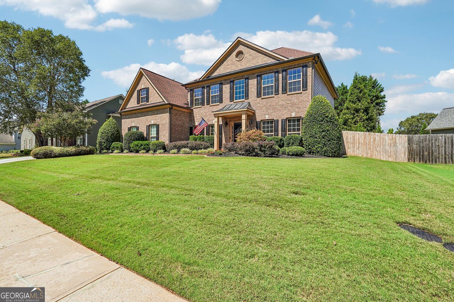 337 Meadowcrest Circle Property Photo 2