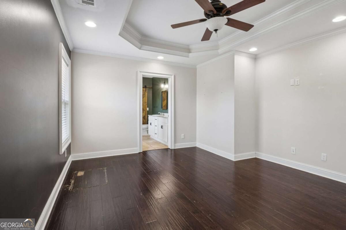 112 E Stephens Street Property Photo 28