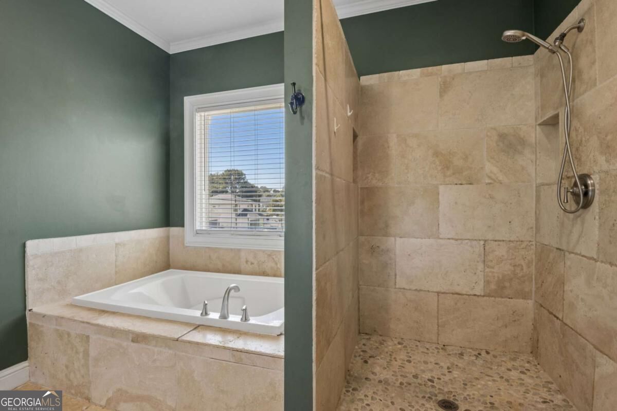 112 E Stephens Street Property Photo 33