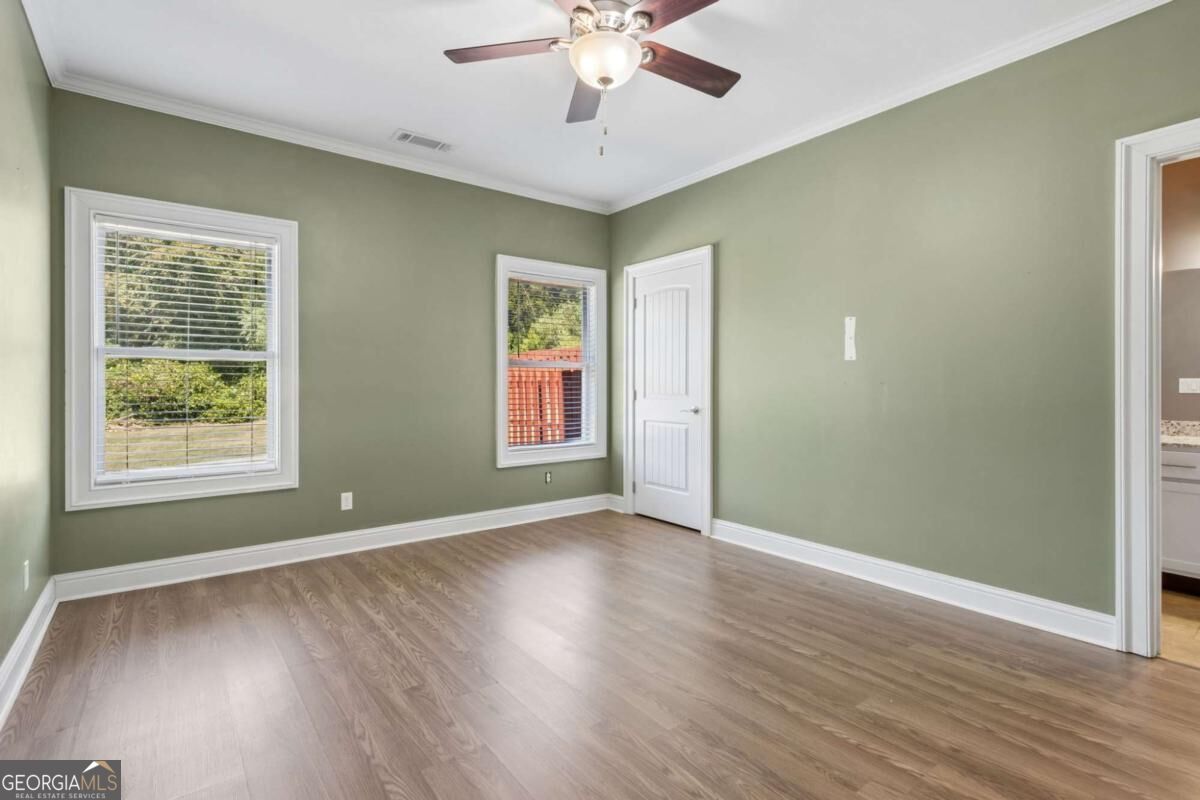 112 E Stephens Street Property Photo 39
