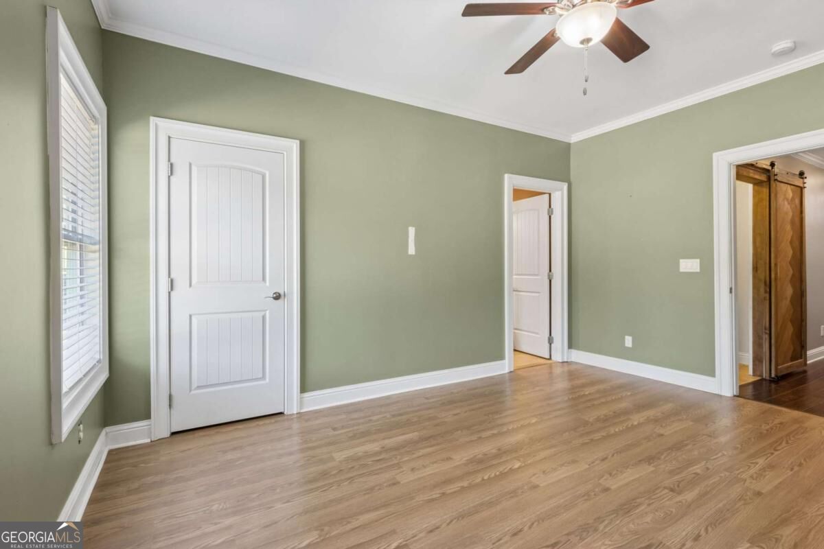 112 E Stephens Street Property Photo 40