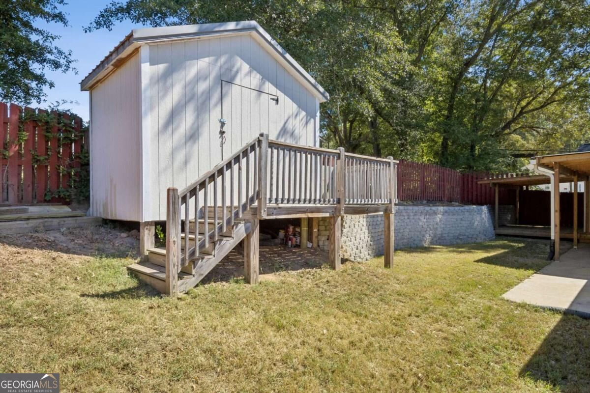 112 E Stephens Street Property Photo 48