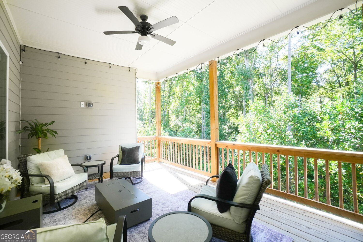 1880 Grand Lanier Drive Property Photo 19