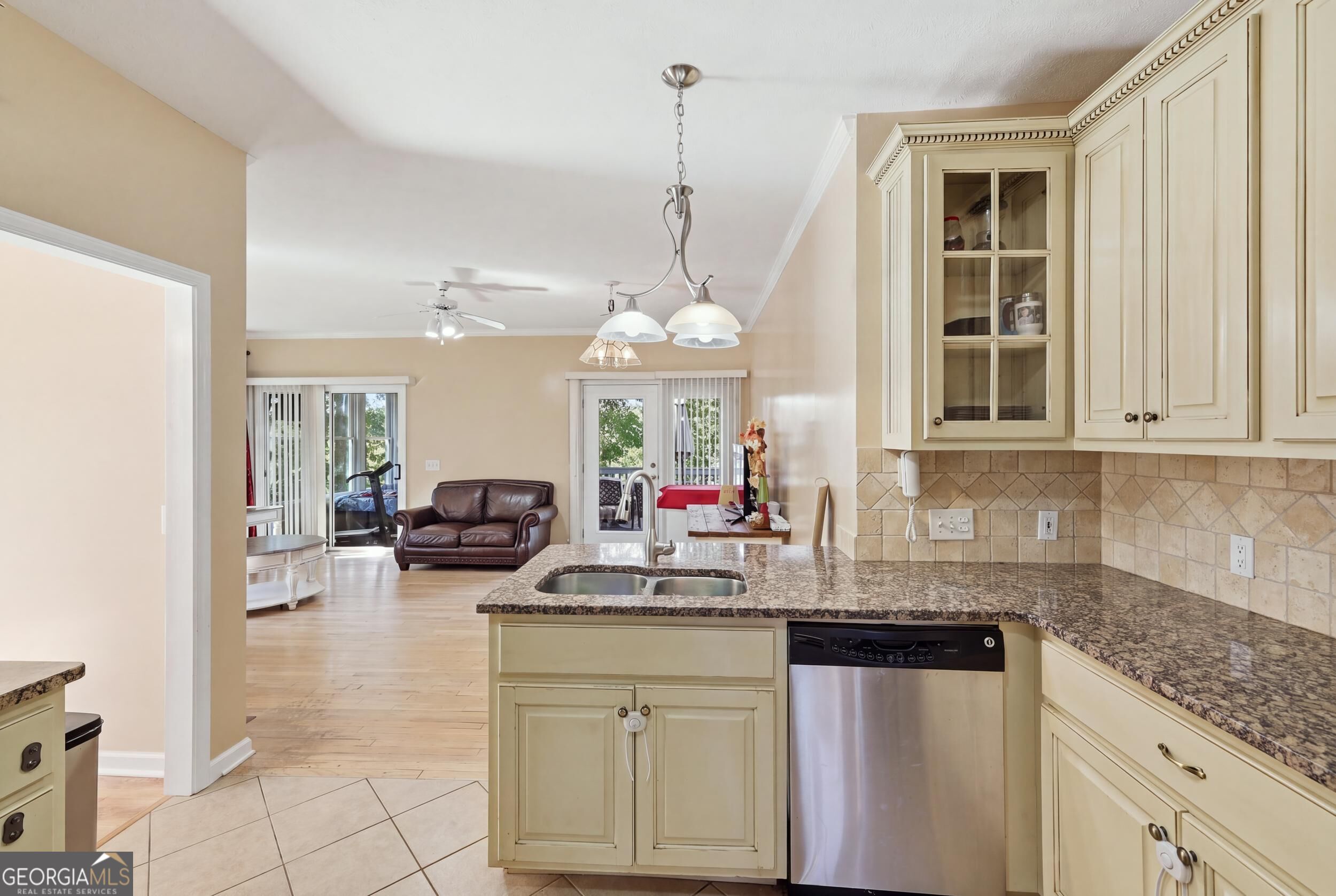 55 Shenandoah Drive Property Photo 9