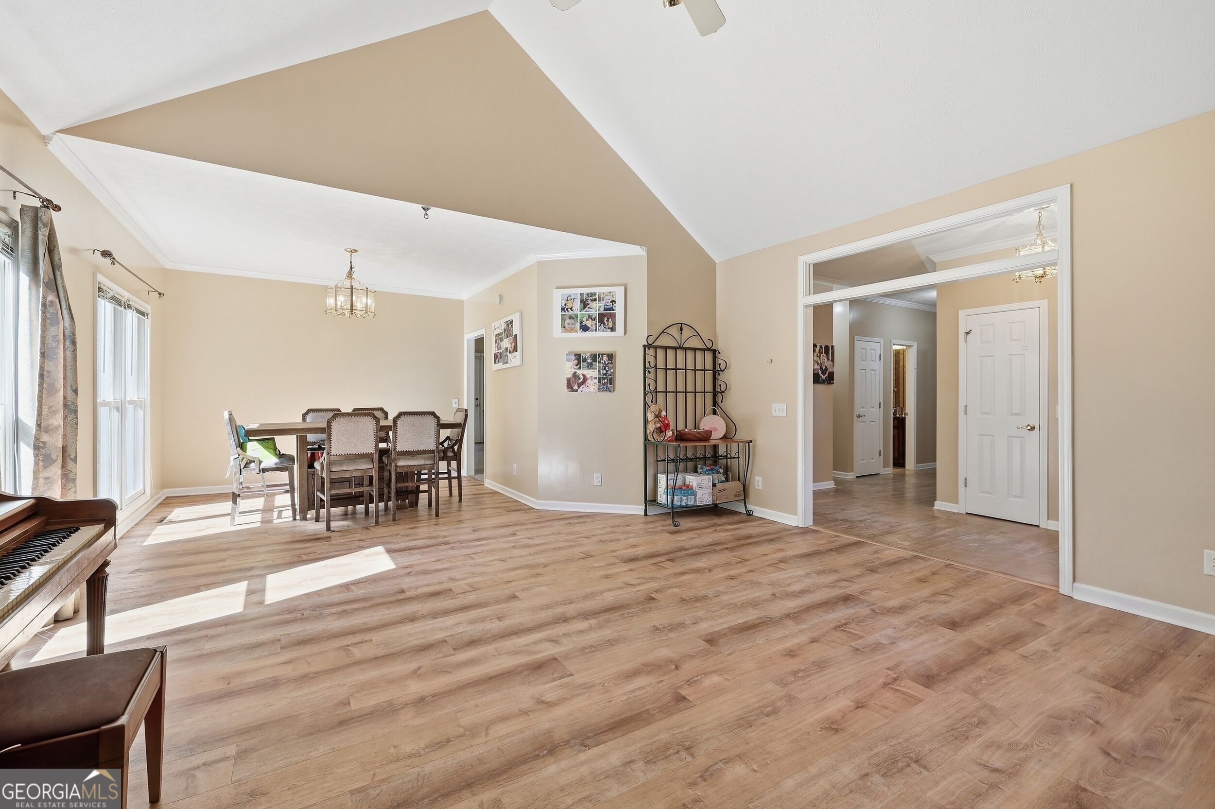 55 Shenandoah Drive Property Photo 13