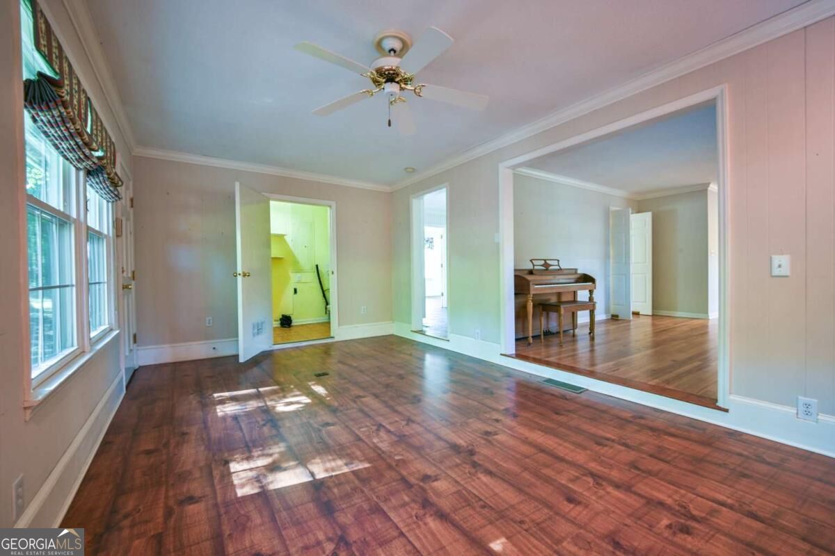 8421 Macon Highway Property Photo 12