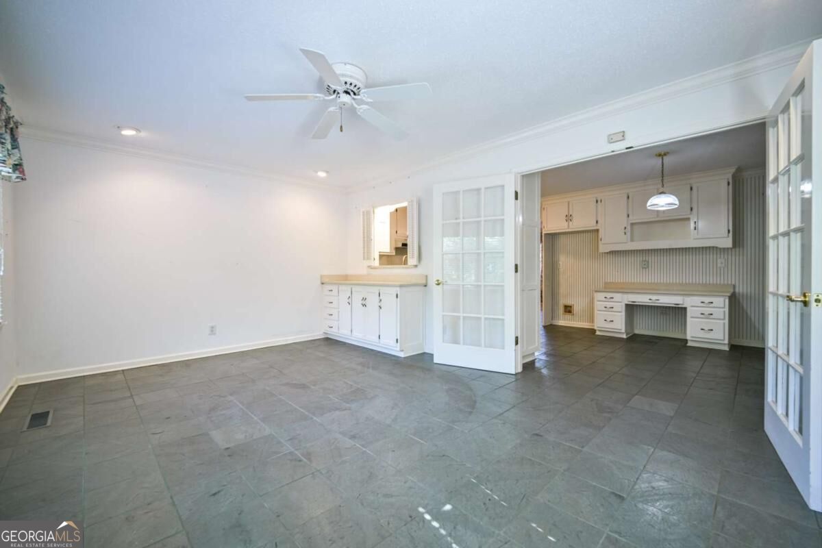8421 Macon Highway Property Photo 16