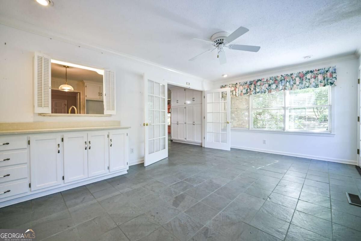 8421 Macon Highway Property Photo 17