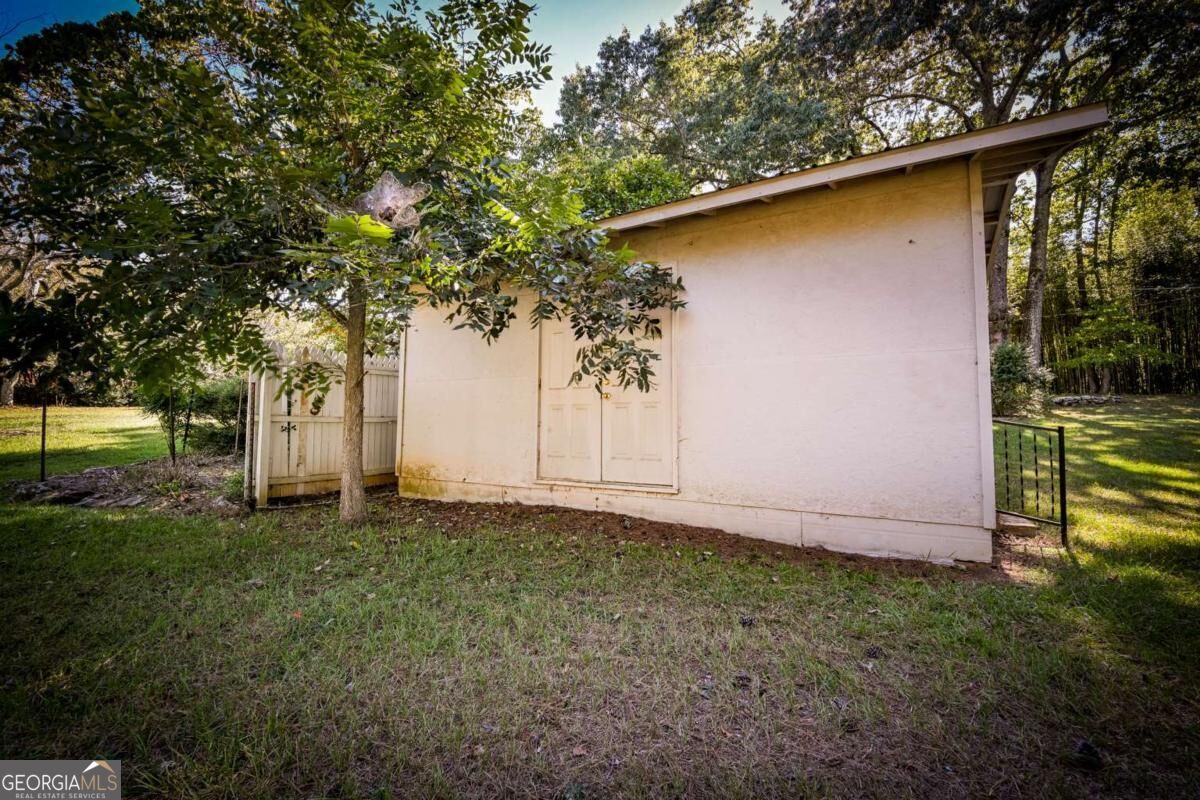 8421 Macon Highway Property Photo 52