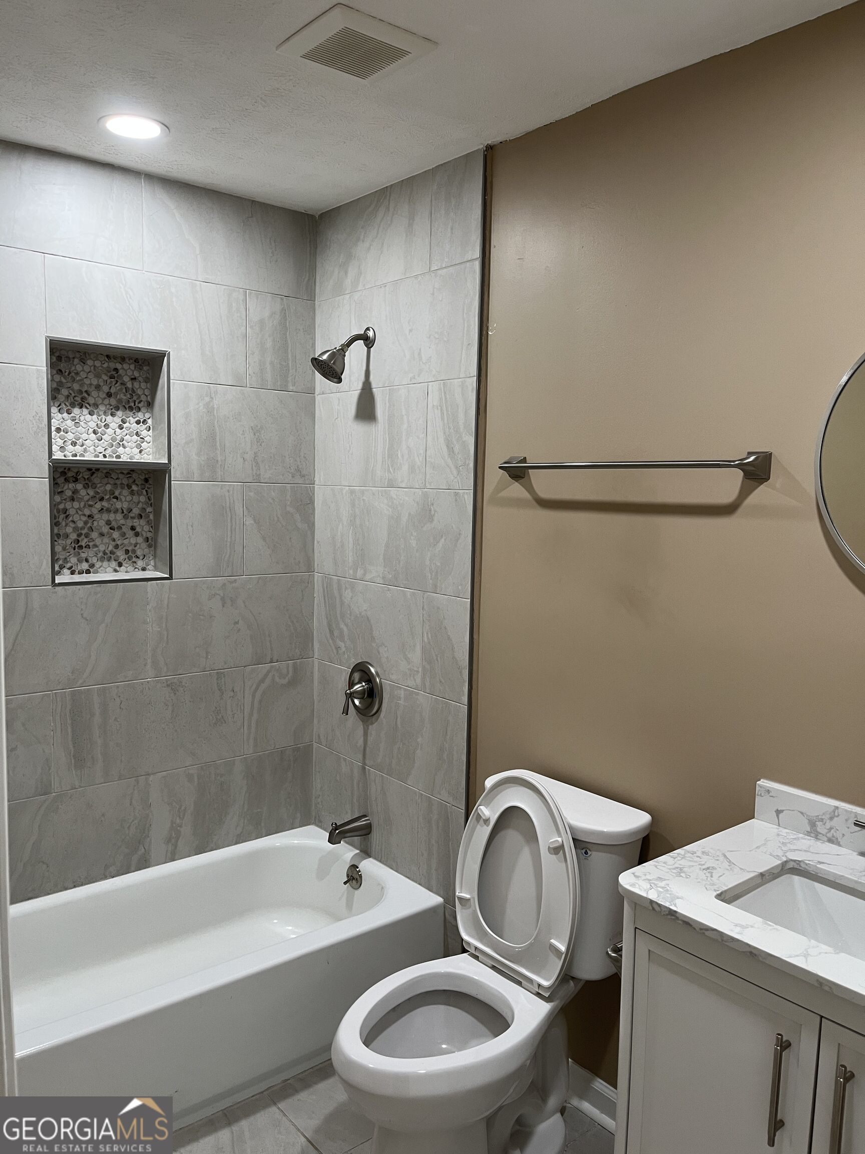 5142 Delray Drive Property Photo 11