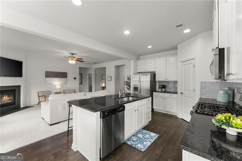 4511 Country Manor Walk Property Photo 16