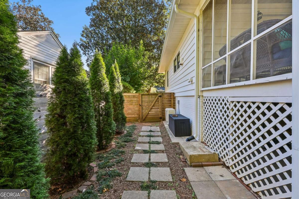 1173 Forrest Boulevard Property Photo 38