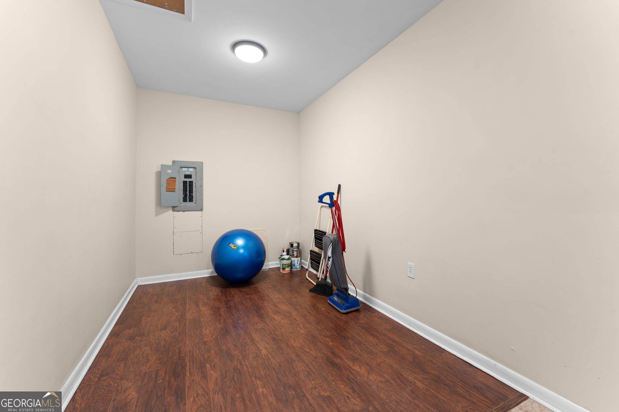 6404 Shawn Drive Property Photo 30