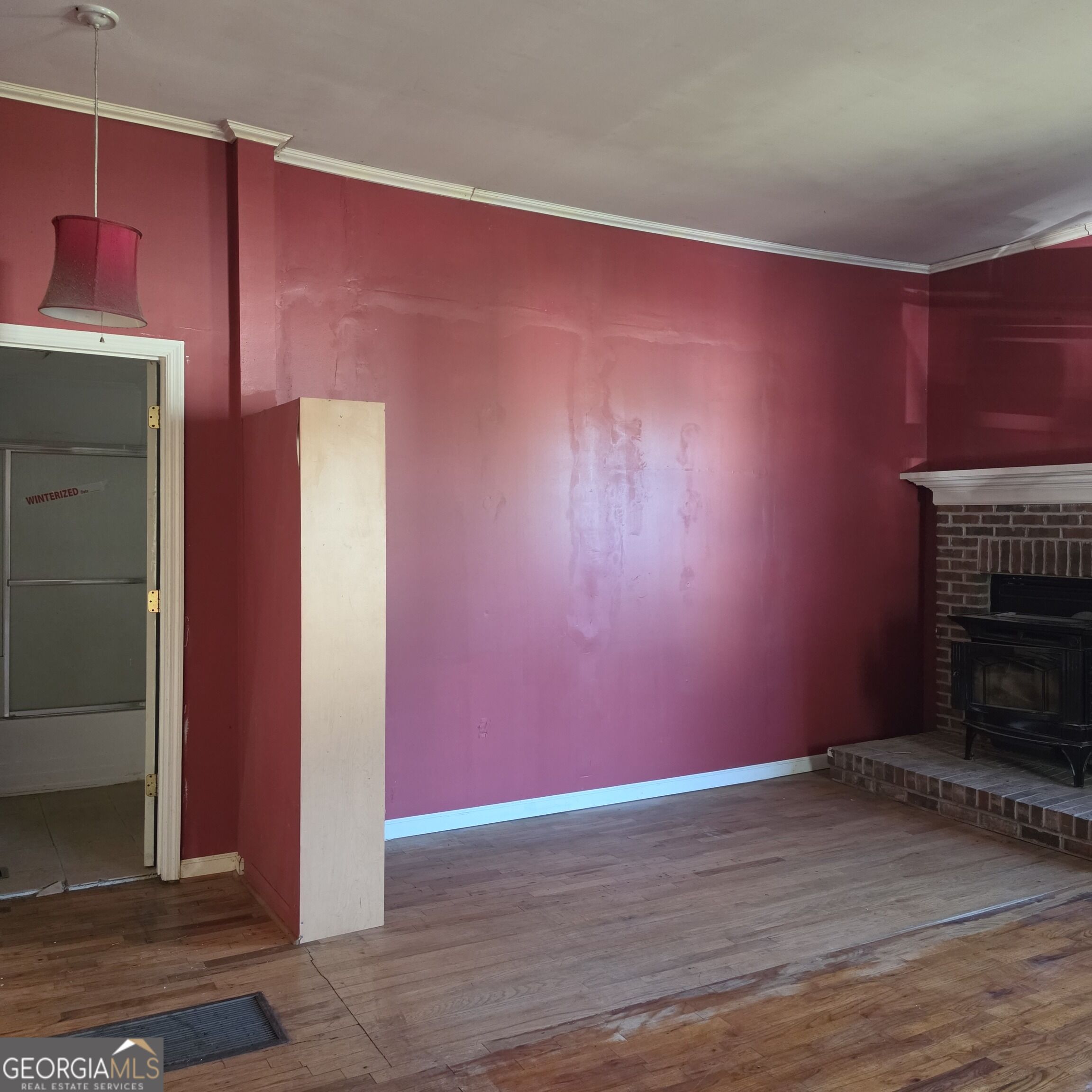 354 Franklin Street Property Photo 5