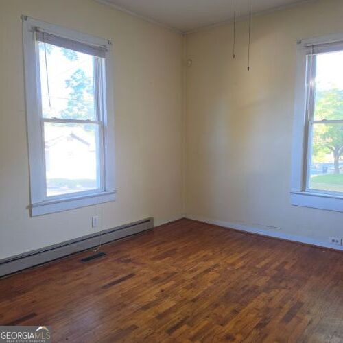 354 Franklin Street Property Photo 6