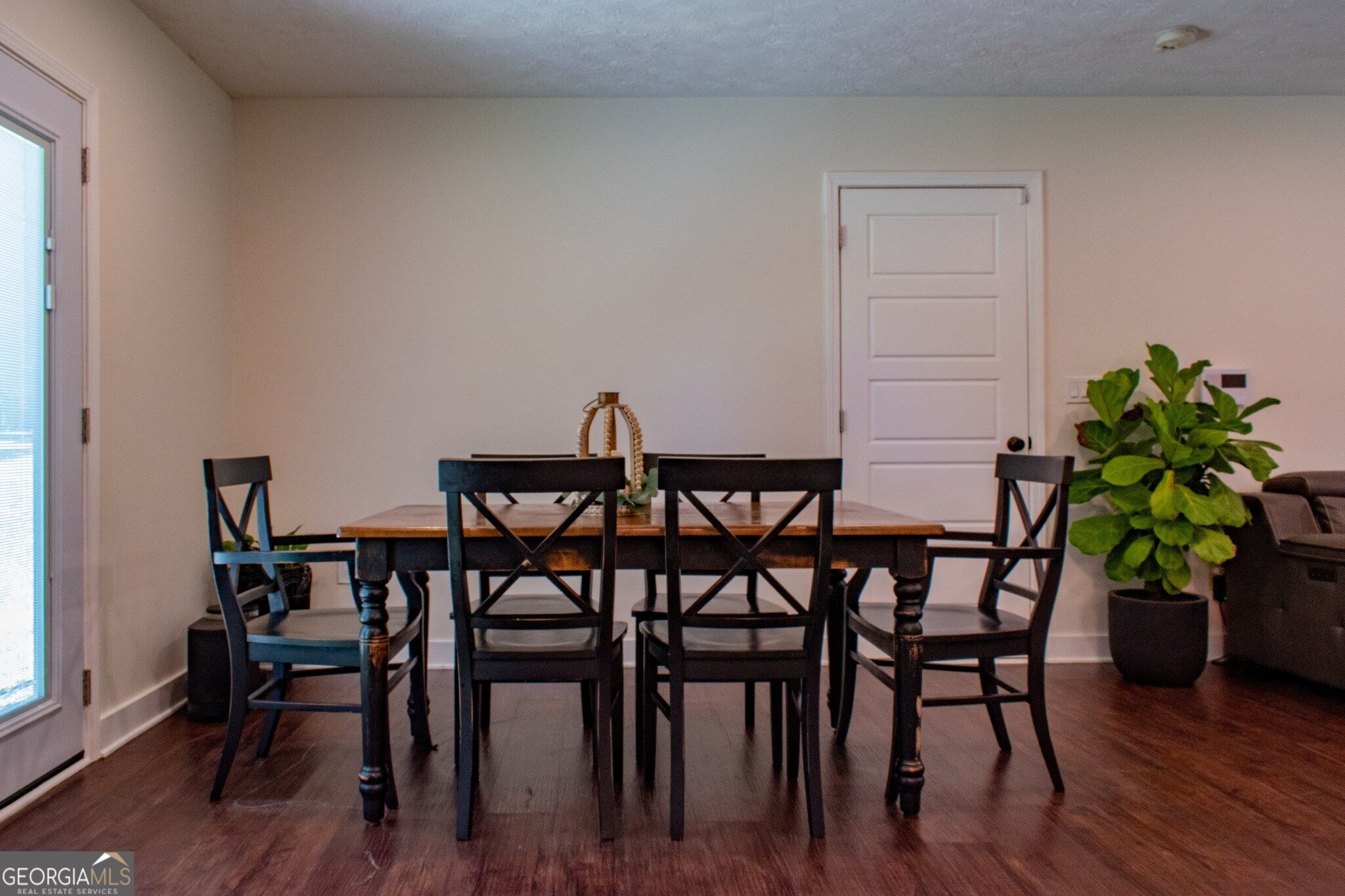 1077 Sawgrass Court Sw Property Photo 8