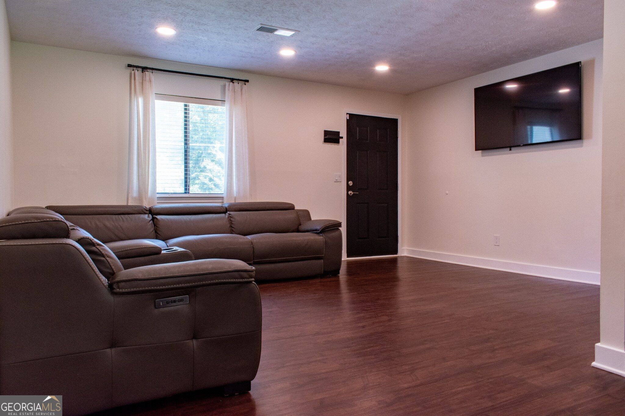 1077 Sawgrass Court Sw Property Photo 15