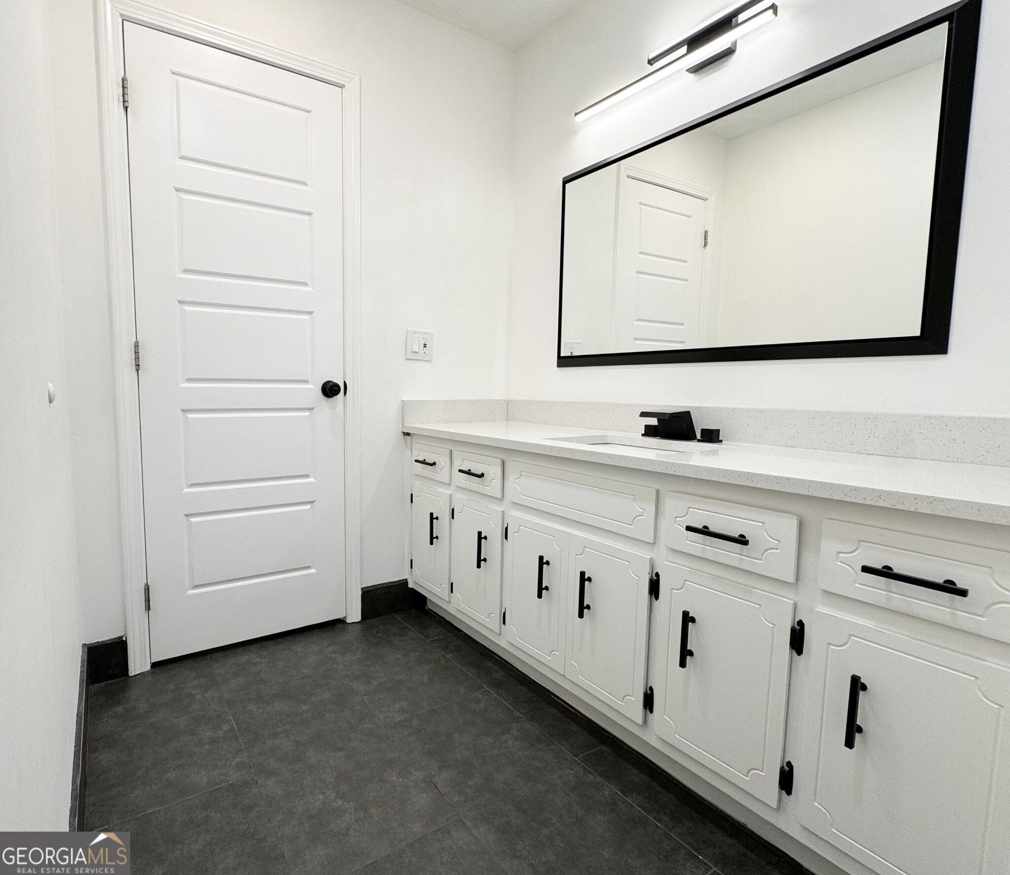 1077 Sawgrass Court Sw Property Photo 24