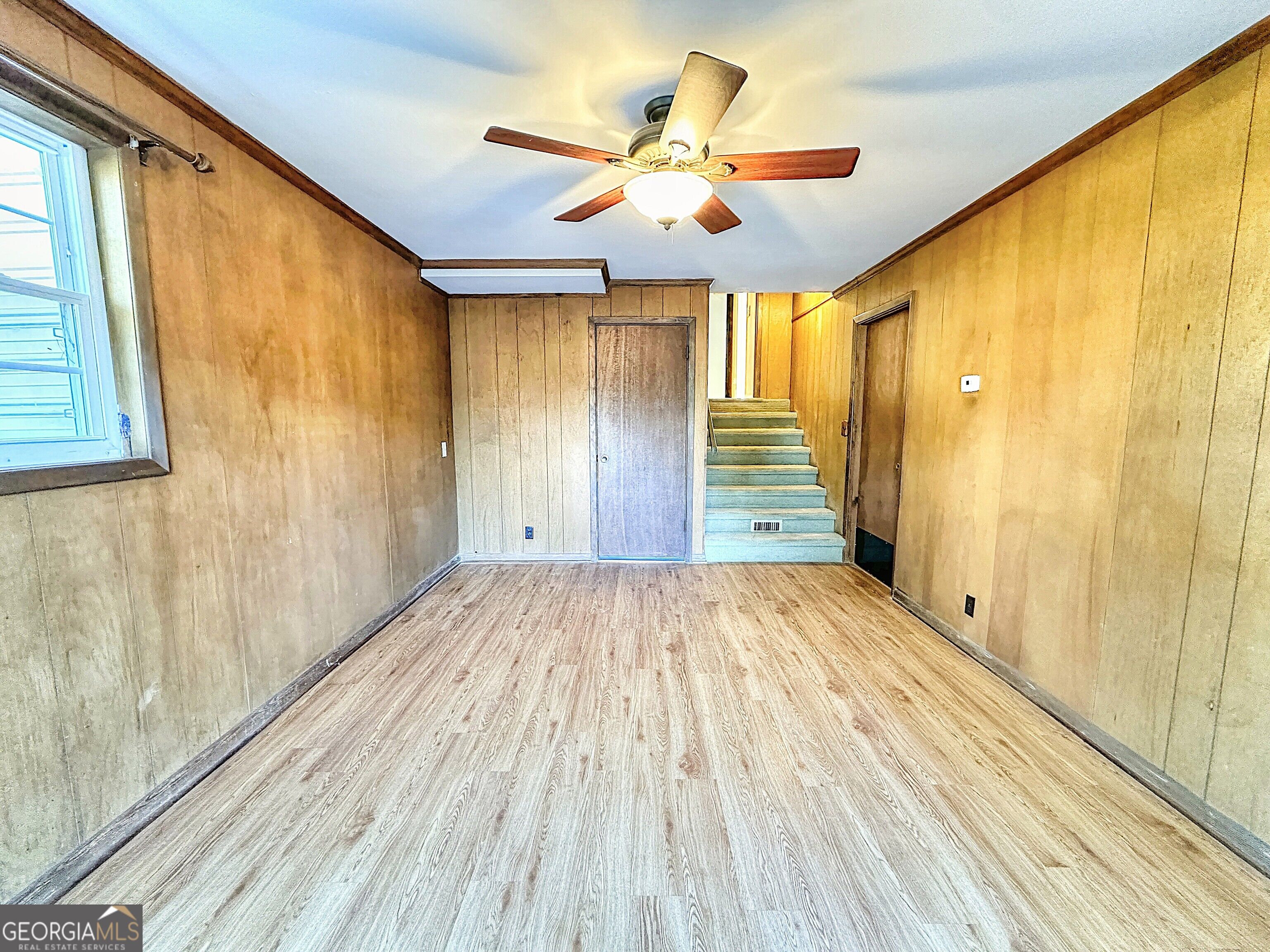 136 S Chilton Crescent Property Photo 18