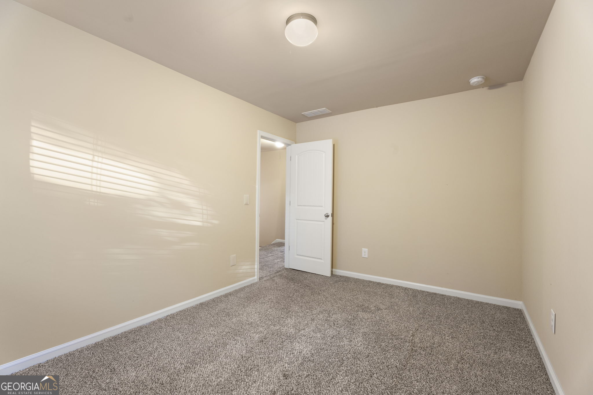 49 Windsor Way Property Photo 19
