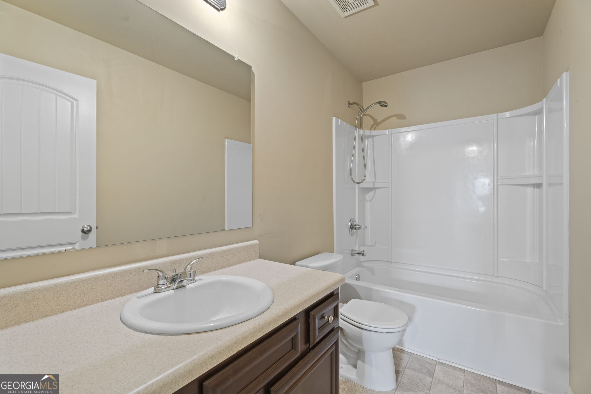 49 Windsor Way Property Photo 21