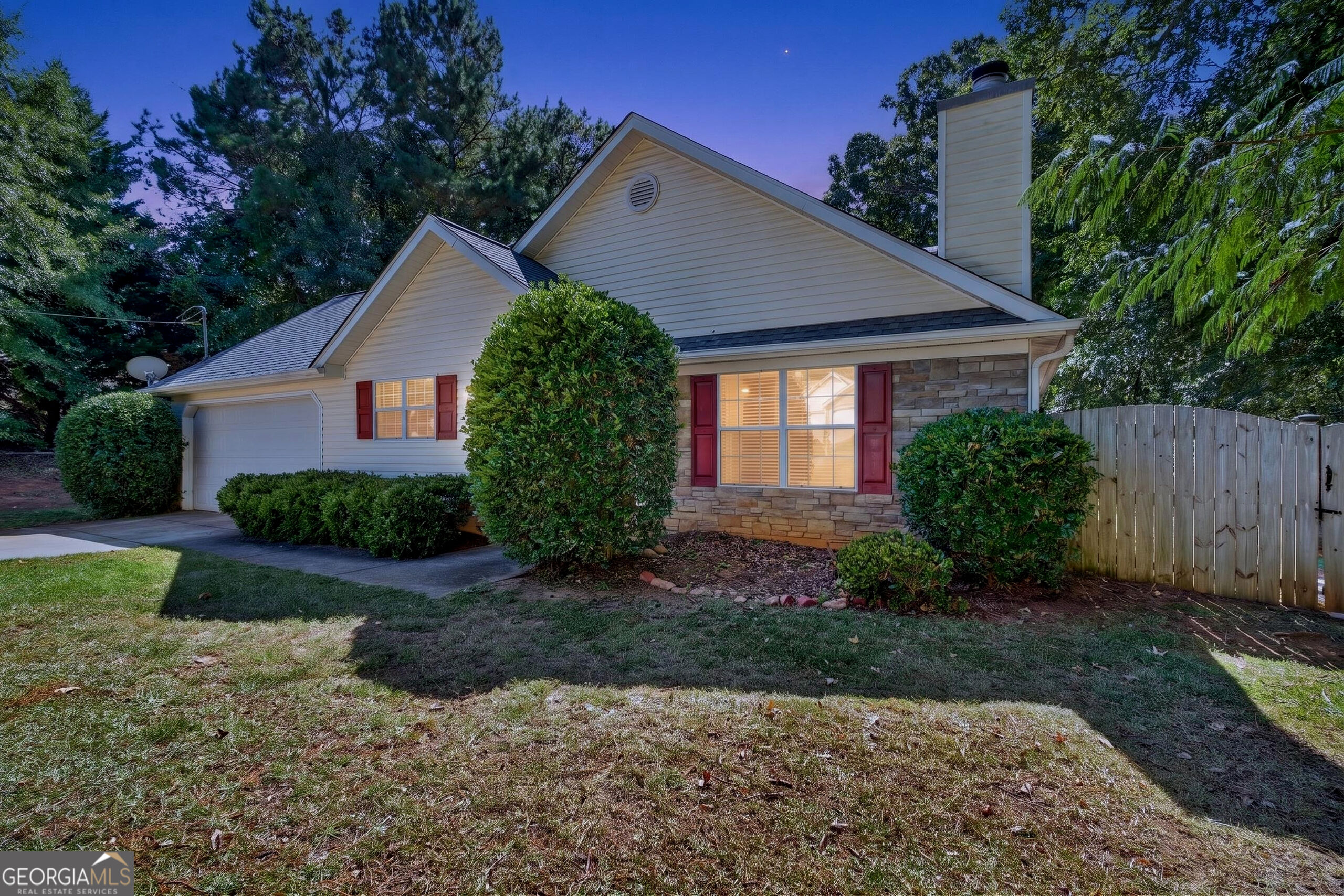 3328 Trotters Ridge Trail Property Photo 2
