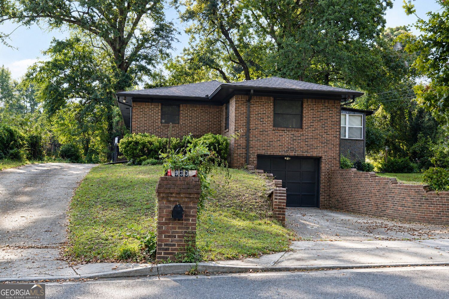 933 Rowland Street Property Photo 1