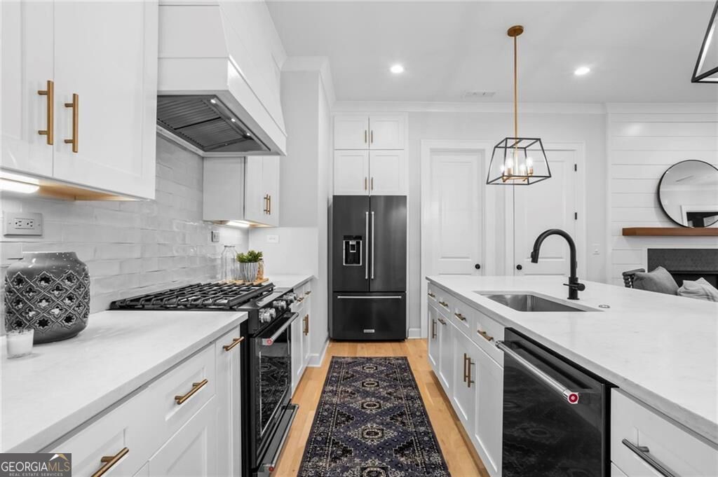 1870 Spring Avenue Nw Property Photo 17