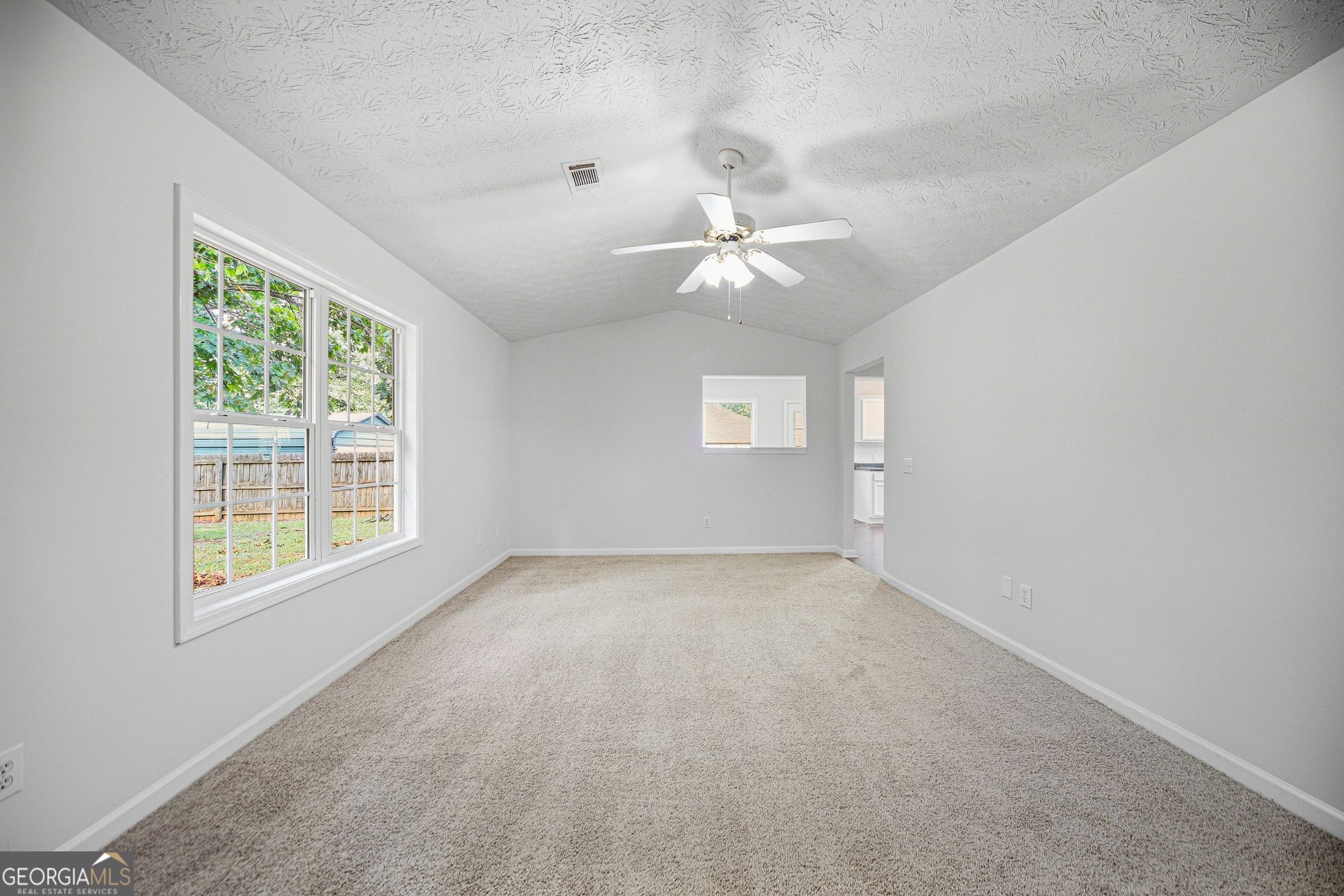 330 Dreamland Court Property Photo 9