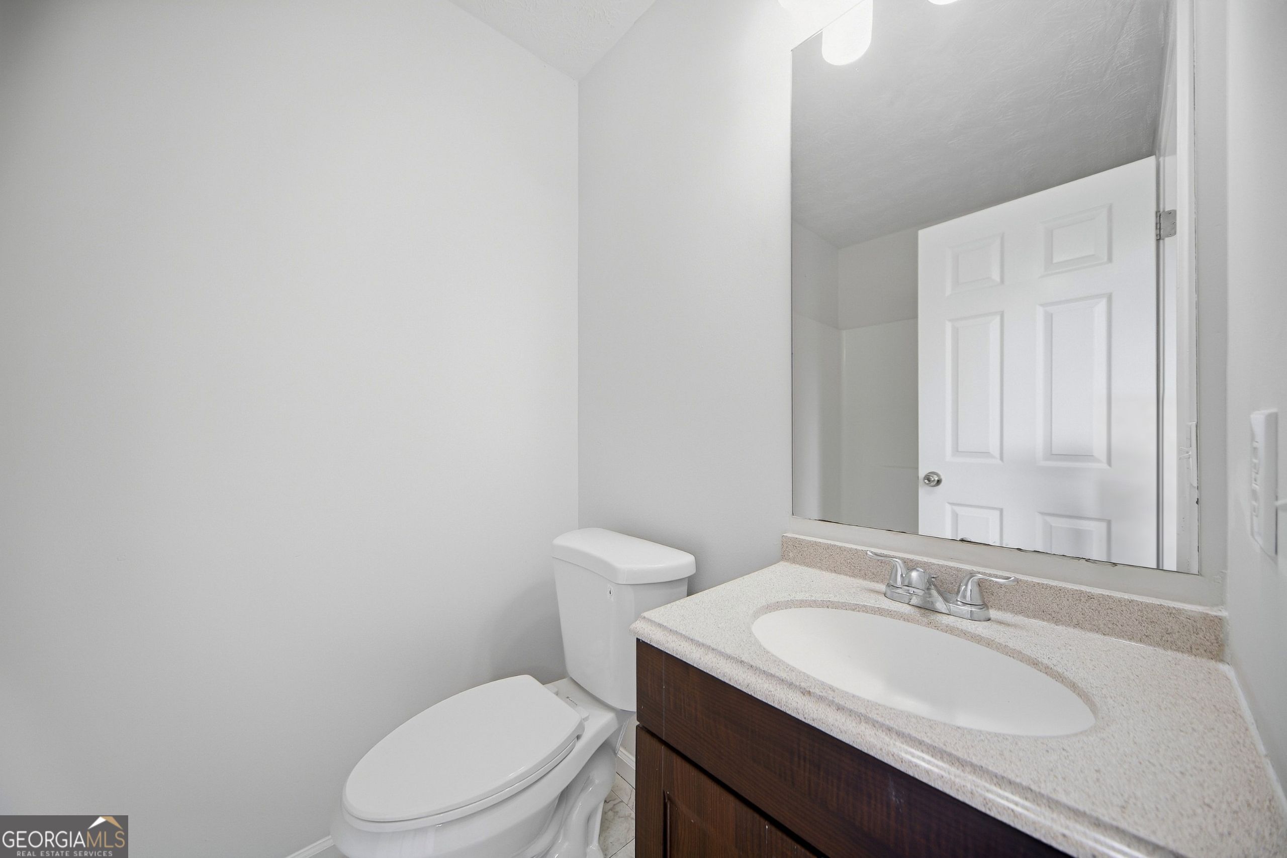 330 Dreamland Court Property Photo 24