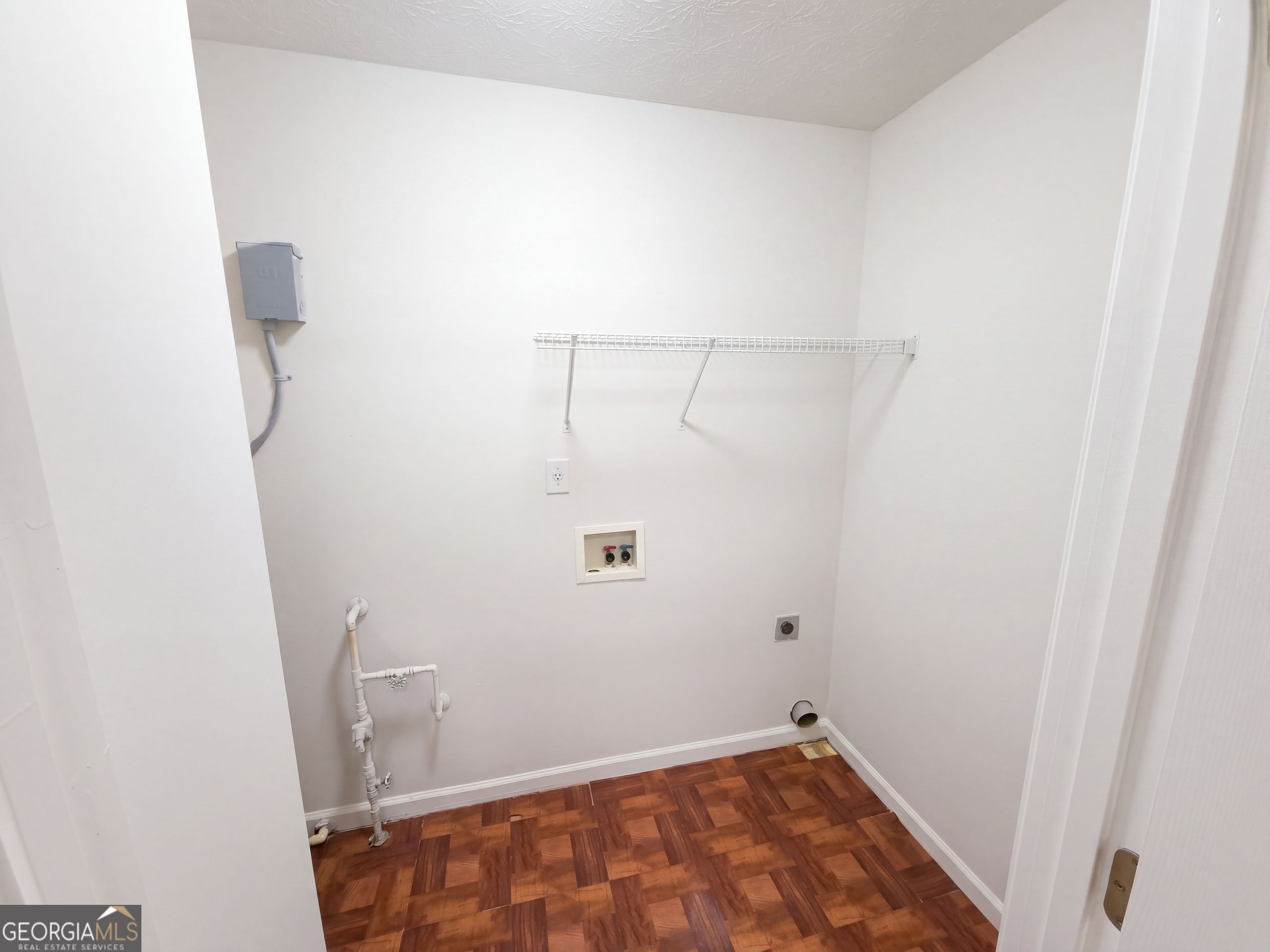 330 Dreamland Court Property Photo 27