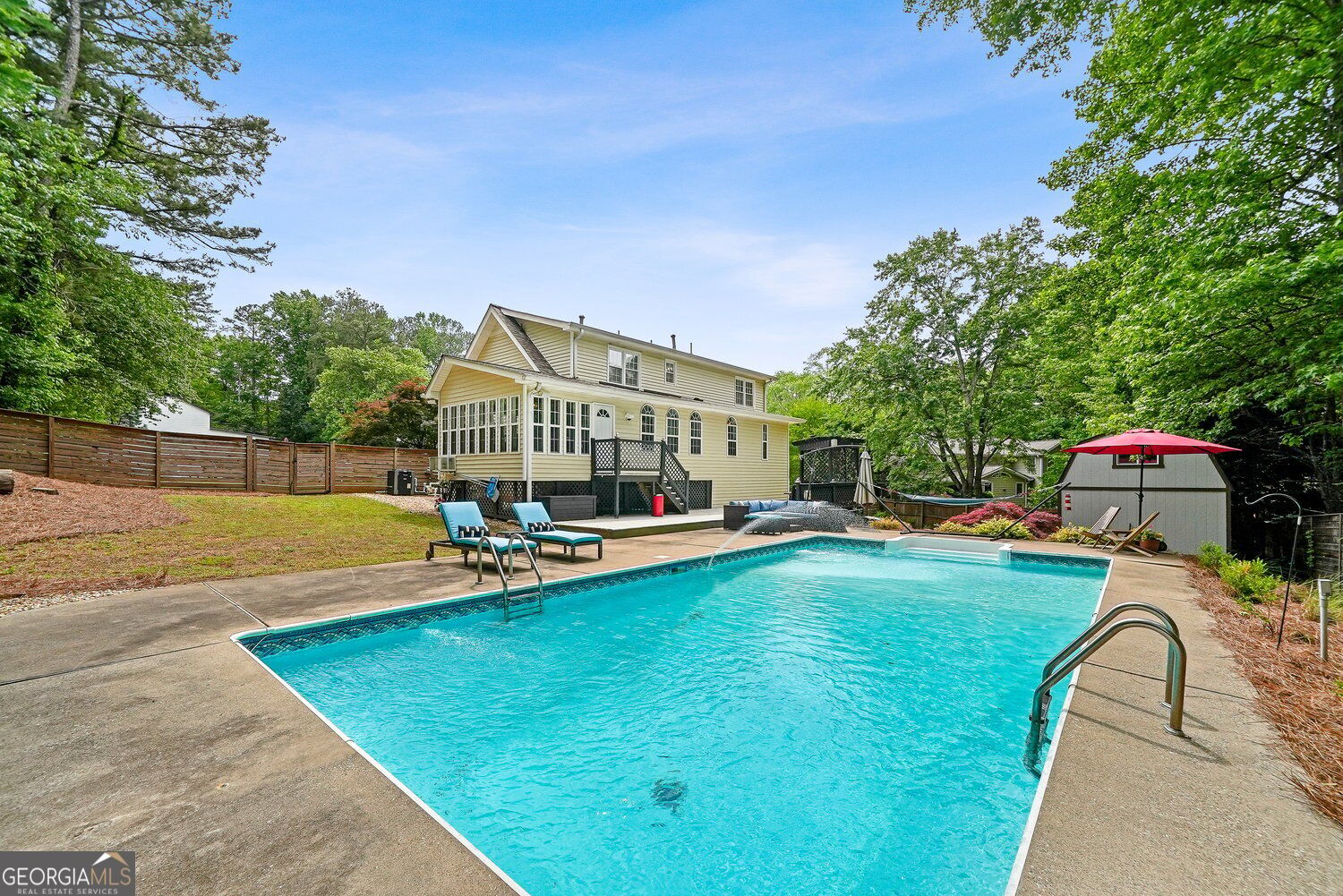 2320 Brownstone Court Ne Property Photo 4