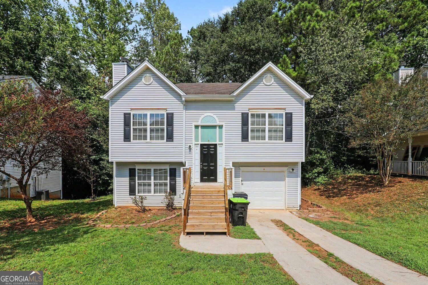 4102 Robin Circle Property Photo 1