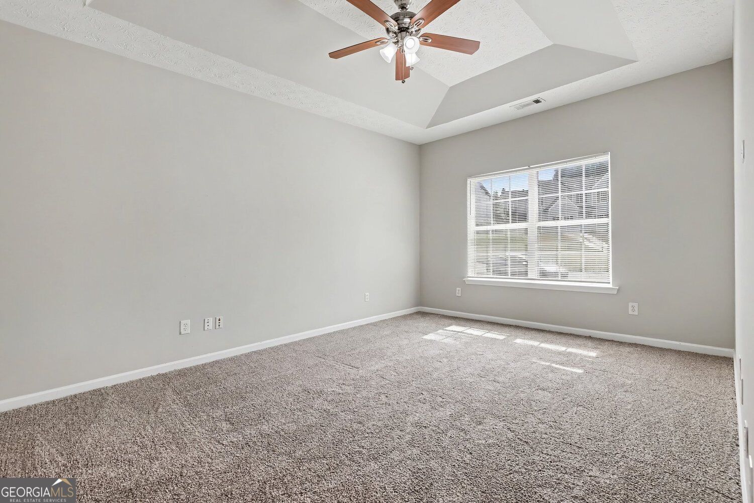 4102 Robin Circle Property Photo 8